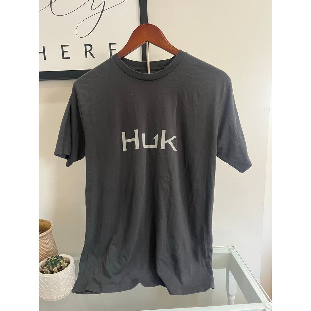 Men’s HUK Grey Cotton T-Shirt – Size Small
